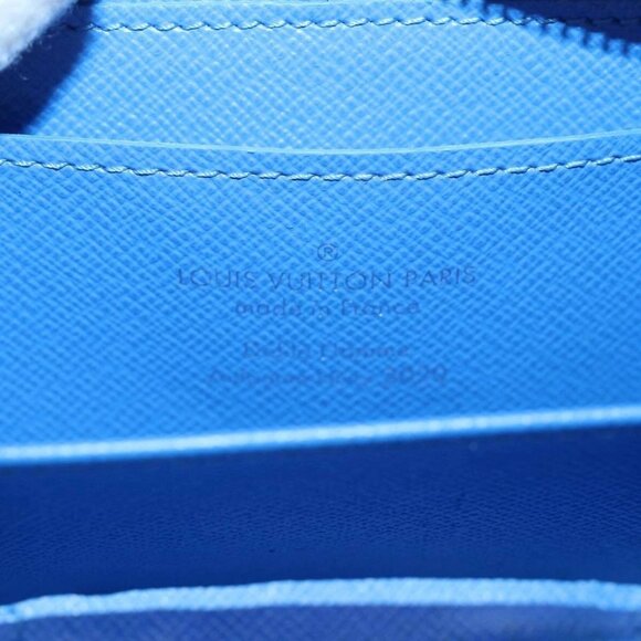 LOUIS VUITTON Monogram Clouds Soft Trunk Necklace Pouch Blue - Picture 12 of 16